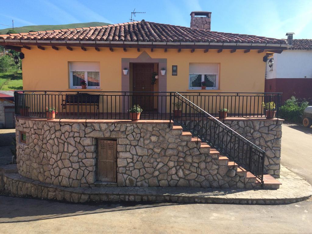 Pensjonat Casa Mariana Llames de Parres Zewnętrze zdjęcie